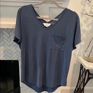 Pink Rose Deep Blue V-Neck Short Sleeve Top